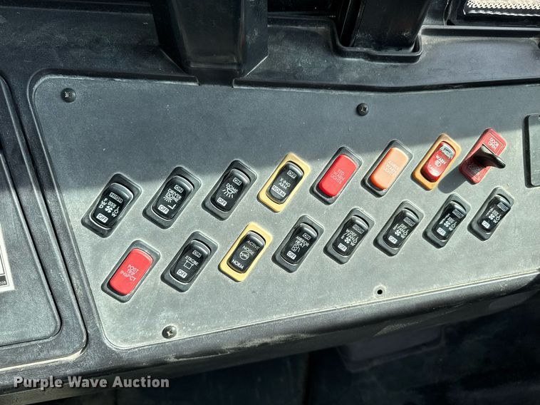 image for item EM3568 2010 Thomas Built school bus