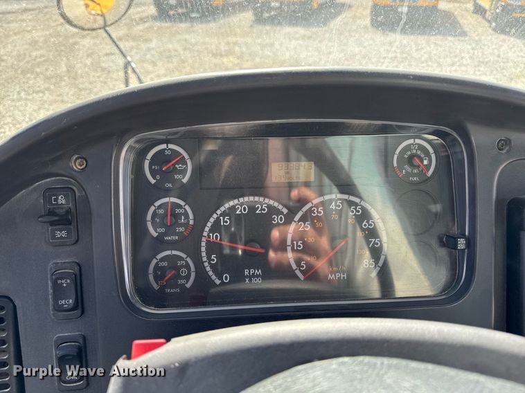 image for item EM3568 2010 Thomas Built school bus