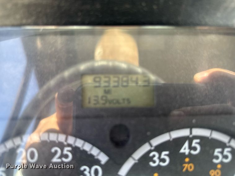 image for item EM3568 2010 Thomas Built school bus