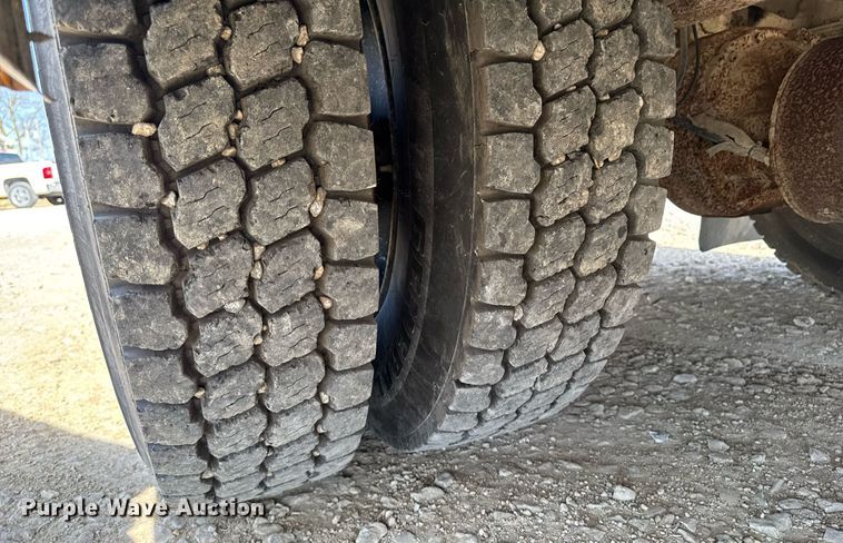 image for item EM3568 2010 Thomas Built school bus