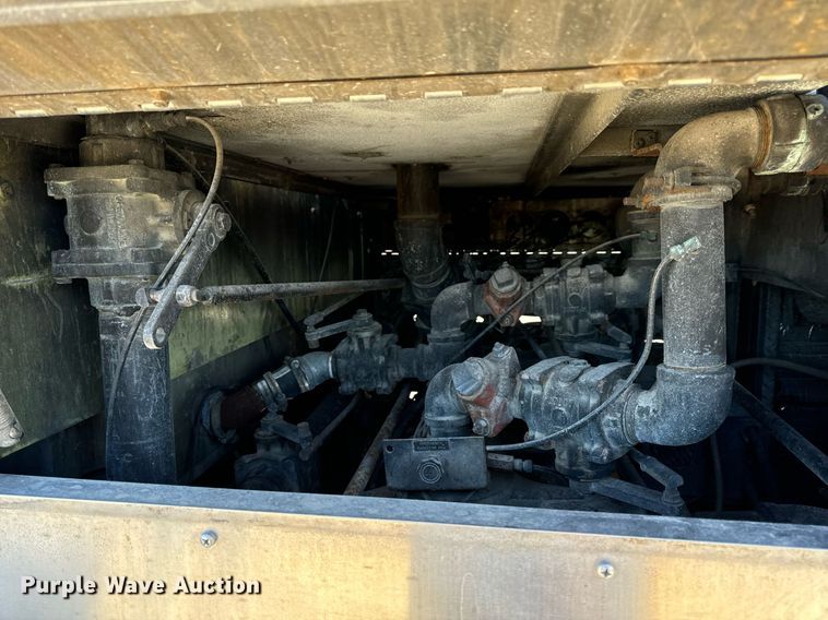 image for item EN5116 1988 Kovatch  Firefox 4 Door pumper fire truck