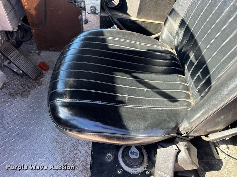 image for item EN5116 1988 Kovatch  Firefox 4 Door pumper fire truck