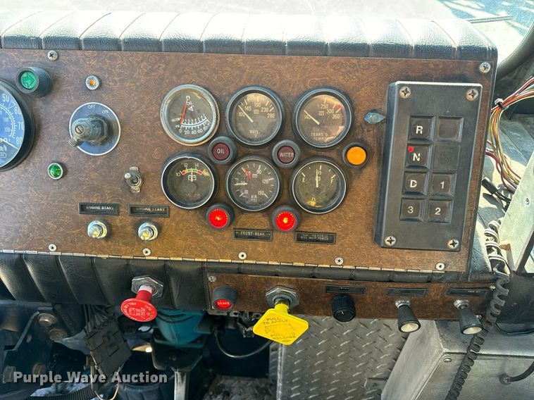 image for item EN5116 1988 Kovatch  Firefox 4 Door pumper fire truck