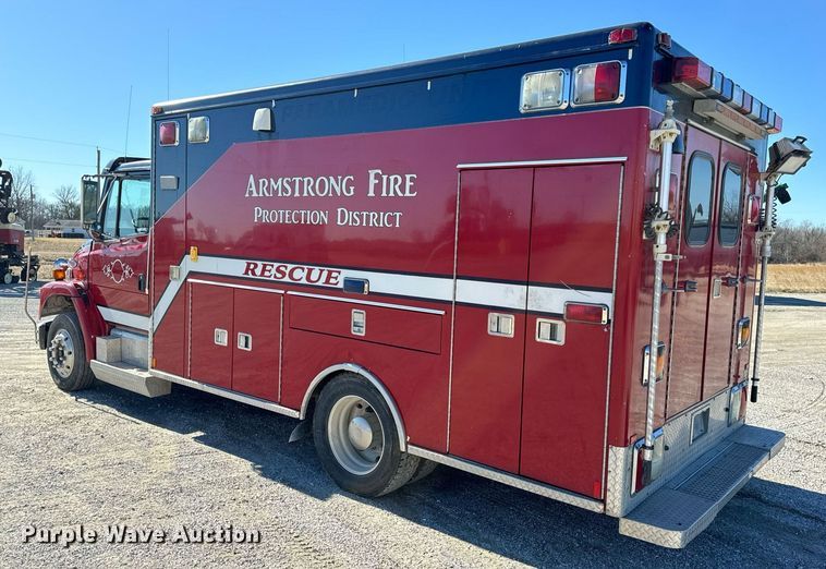 image for item EN5117 2000 Freightliner FL50 ambulance