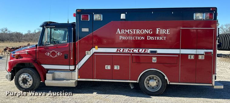 image for item EN5117 2000 Freightliner FL50 ambulance