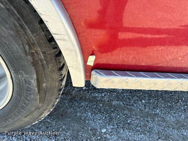 image for item EN5117 2000 Freightliner FL50 ambulance