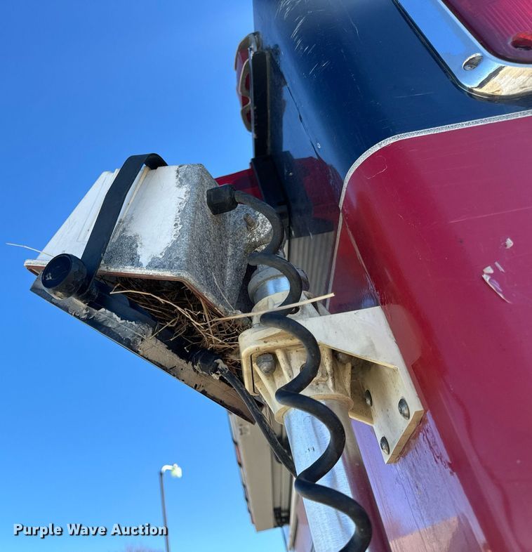 image for item EN5117 2000 Freightliner FL50 ambulance