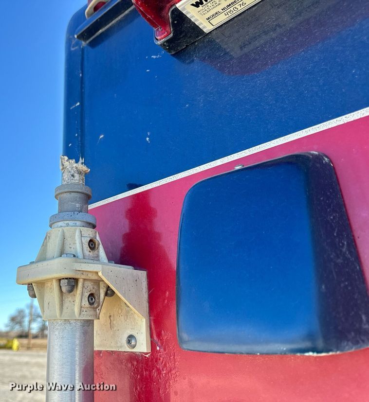 image for item EN5117 2000 Freightliner FL50 ambulance