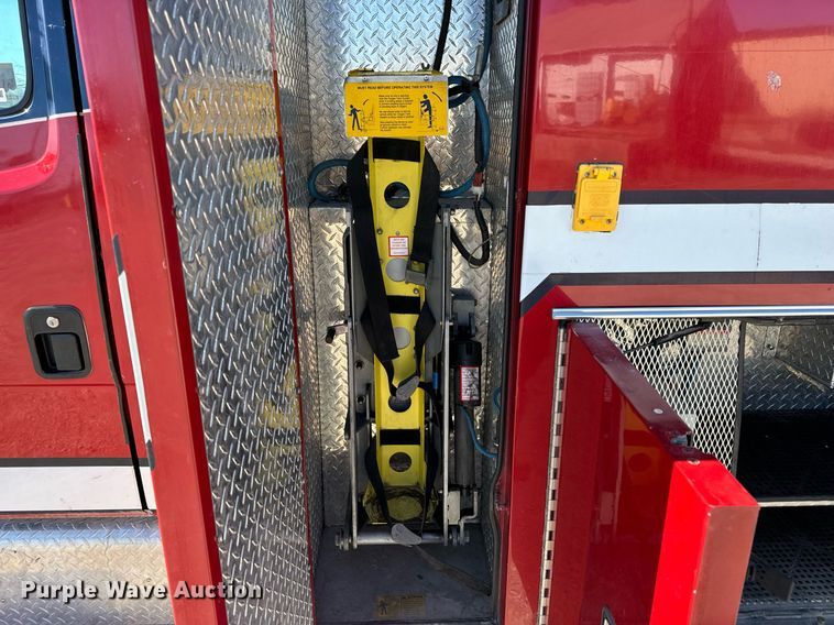 image for item EN5117 2000 Freightliner FL50 ambulance