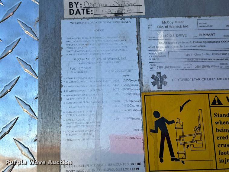 image for item EN5117 2000 Freightliner FL50 ambulance