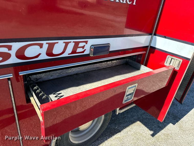 image for item EN5117 2000 Freightliner FL50 ambulance