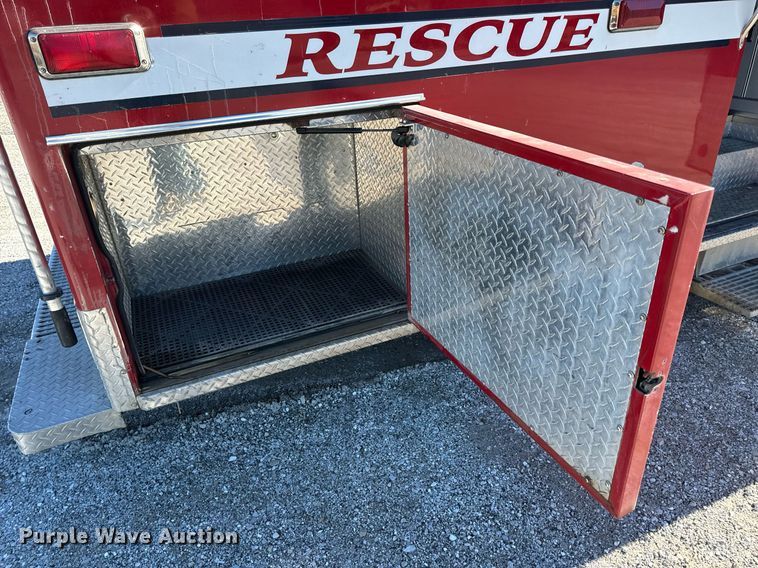 image for item EN5117 2000 Freightliner FL50 ambulance