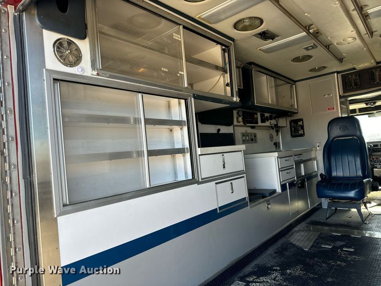 image for item EN5117 2000 Freightliner FL50 ambulance