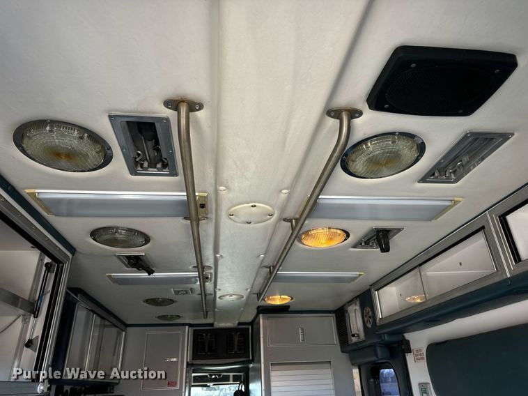 image for item EN5117 2000 Freightliner FL50 ambulance