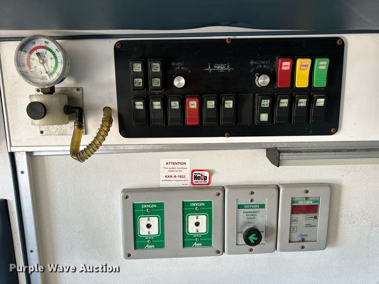 image for item EN5117 2000 Freightliner FL50 ambulance