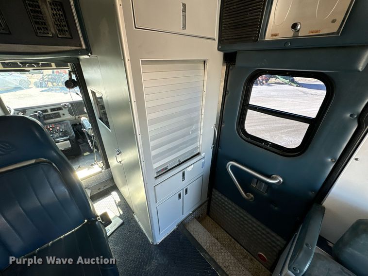 image for item EN5117 2000 Freightliner FL50 ambulance