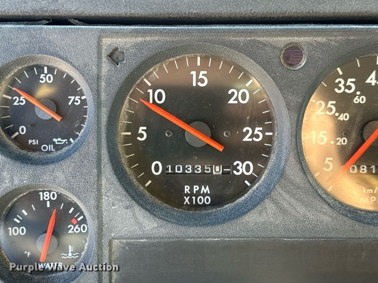 image for item EN5117 2000 Freightliner FL50 ambulance