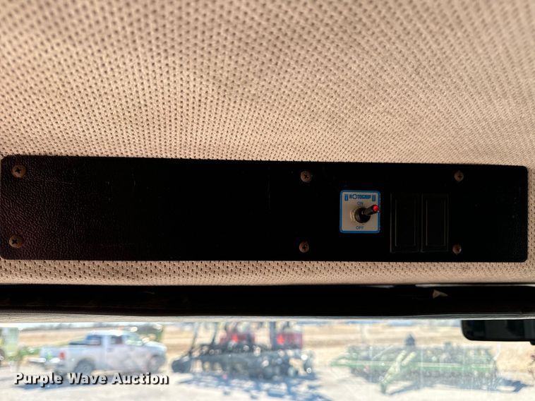 image for item EN5117 2000 Freightliner FL50 ambulance