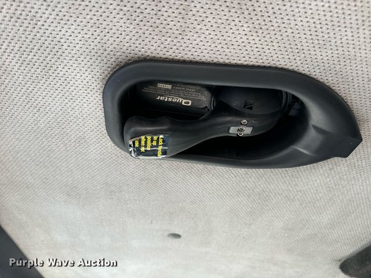 image for item EN5117 2000 Freightliner FL50 ambulance