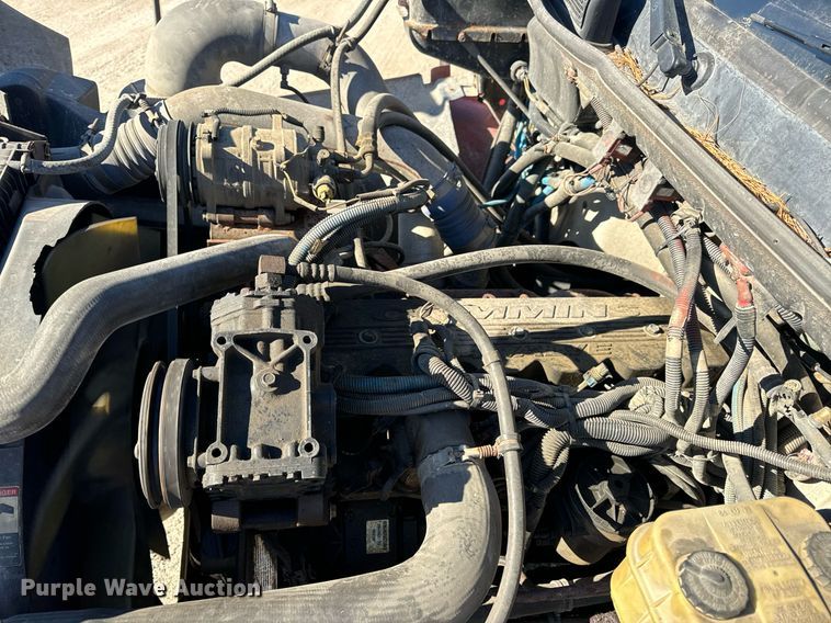 image for item EN5117 2000 Freightliner FL50 ambulance