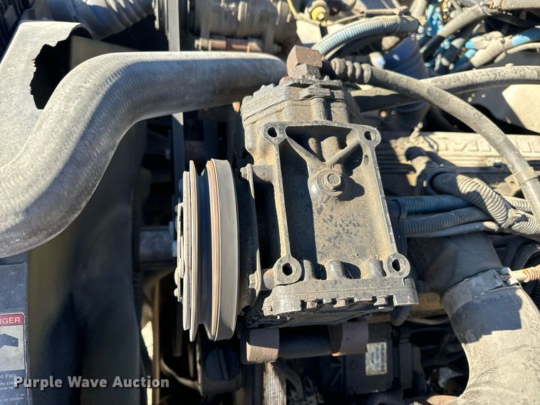 image for item EN5117 2000 Freightliner FL50 ambulance