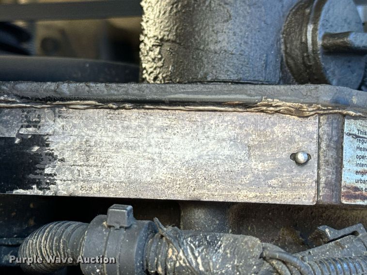 image for item EN5117 2000 Freightliner FL50 ambulance