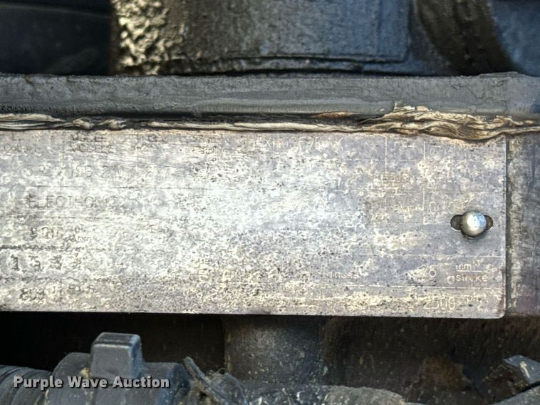 image for item EN5117 2000 Freightliner FL50 ambulance