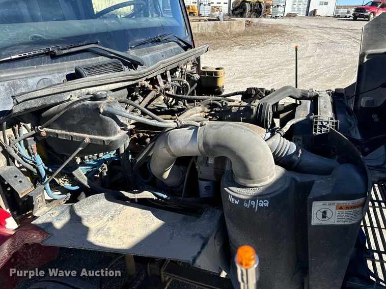 image for item EN5117 2000 Freightliner FL50 ambulance