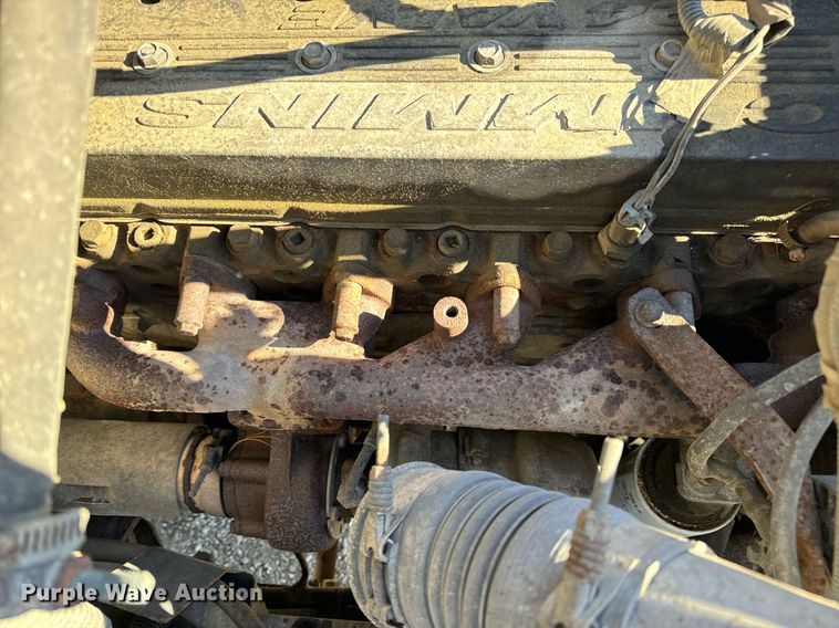 image for item EN5117 2000 Freightliner FL50 ambulance