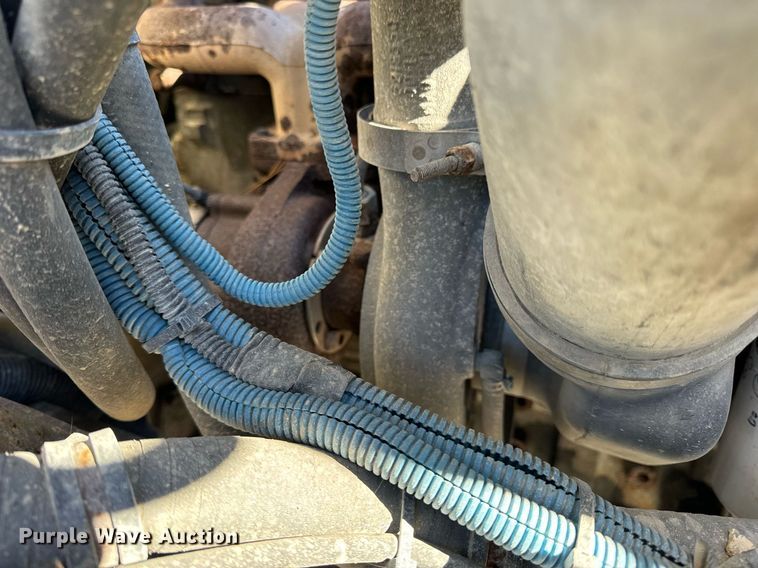 image for item EN5117 2000 Freightliner FL50 ambulance