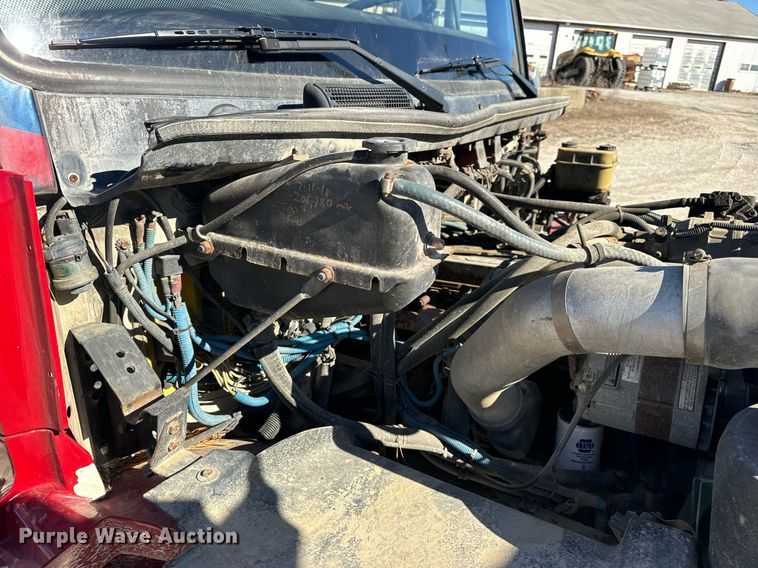 image for item EN5117 2000 Freightliner FL50 ambulance