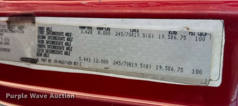 image for item EN5117 2000 Freightliner FL50 ambulance