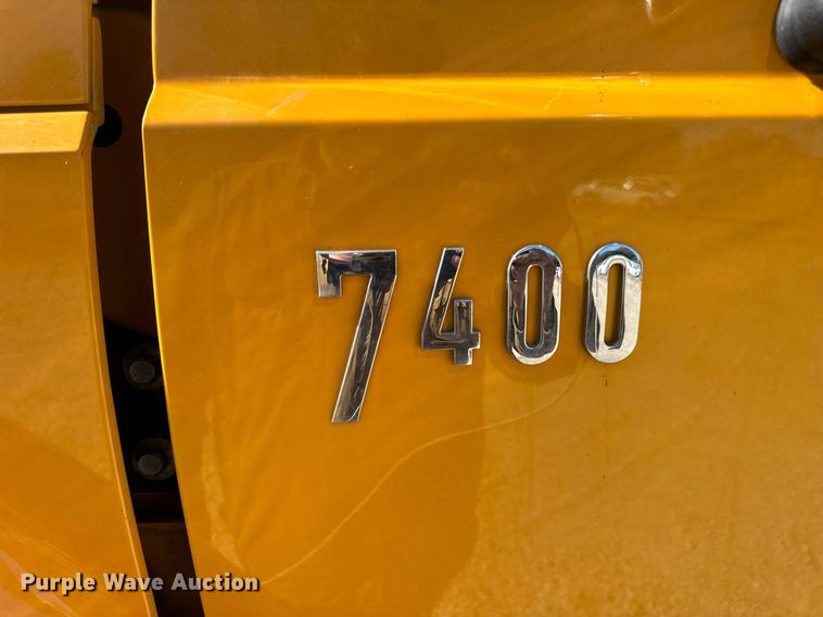 image for item EN5163 2005 International 7400 dump truck