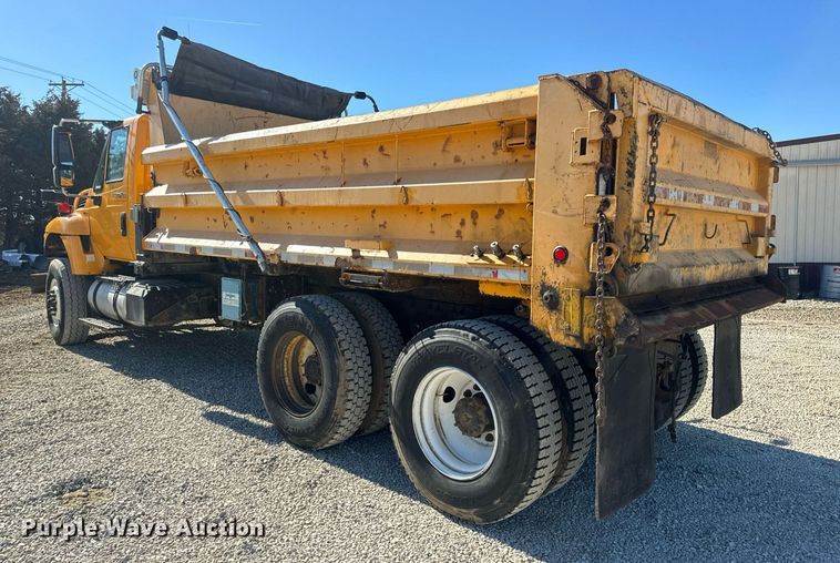 image for item EN5164 2010 International 7500 WorkStar dump truck
