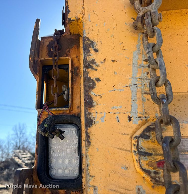 image for item EN5164 2010 International 7500 WorkStar dump truck