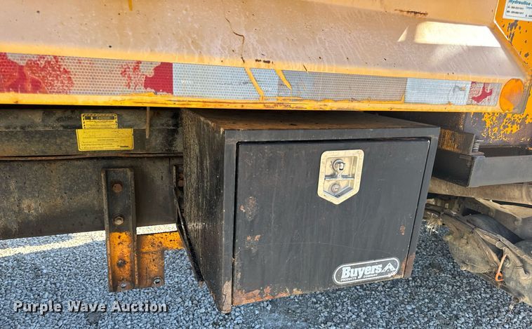 image for item EN5164 2010 International 7500 WorkStar dump truck