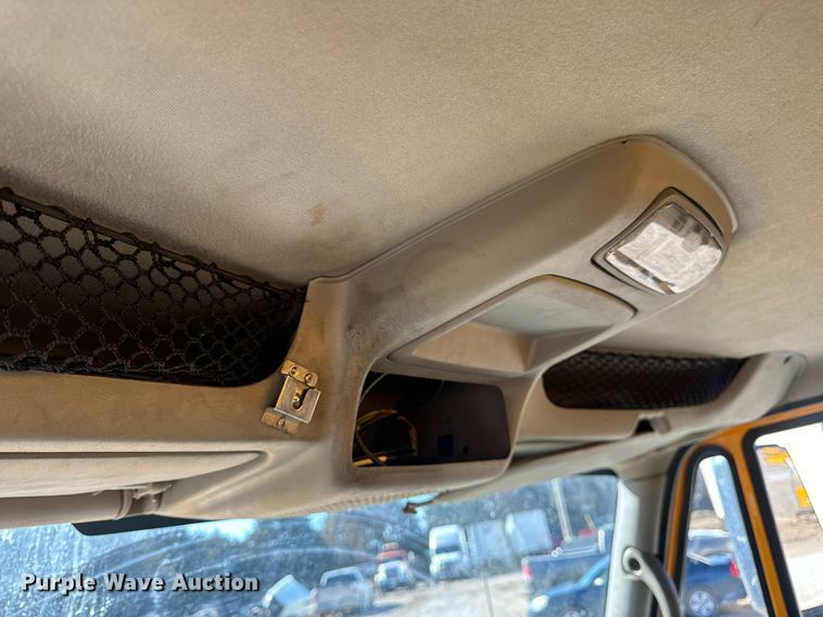 image for item EN5164 2010 International 7500 WorkStar dump truck