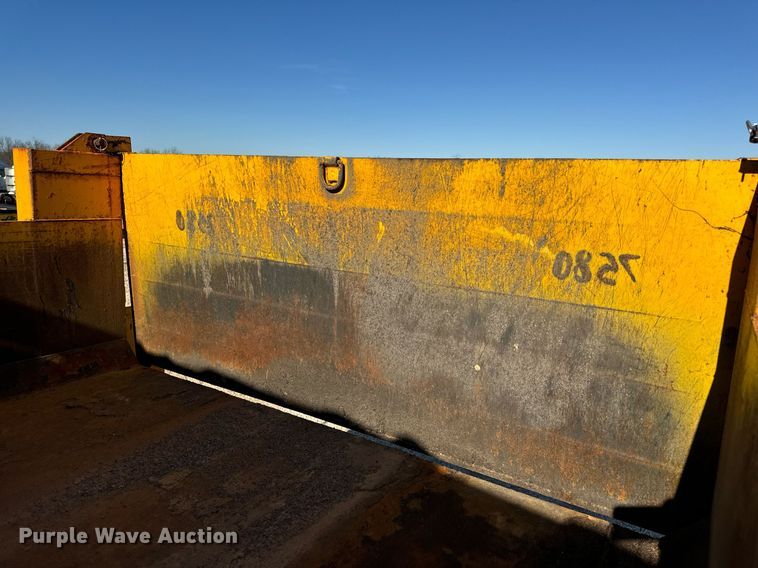 image for item EN5166 2006 International 7400 Crew Cab dump truck