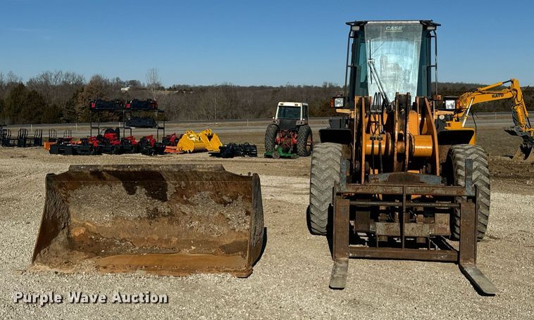 image for item EN5167 2008 Case 521D wheel loader