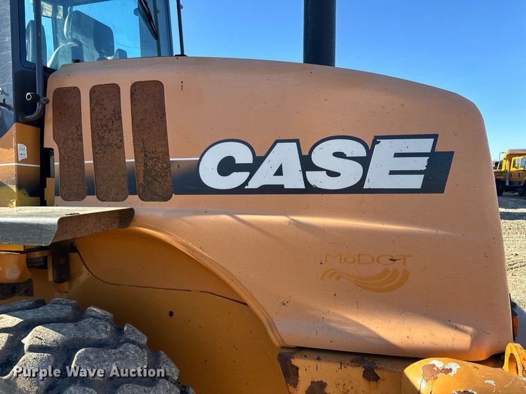 image for item EN5167 2008 Case 521D wheel loader