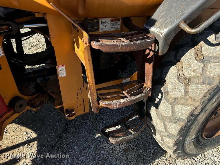 image for item EN5167 2008 Case 521D wheel loader