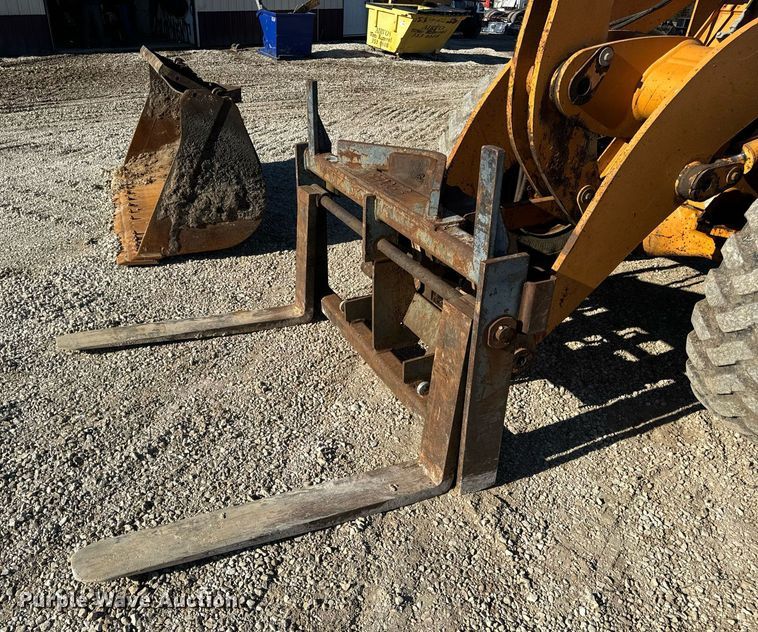 image for item EN5167 2008 Case 521D wheel loader