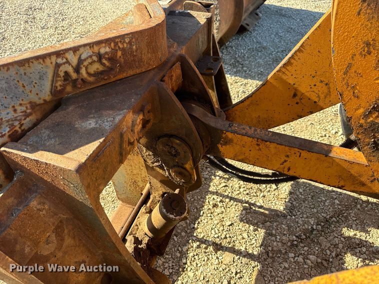 image for item EN5167 2008 Case 521D wheel loader