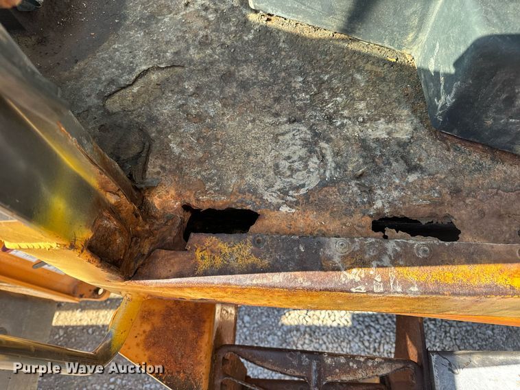 image for item EN5167 2008 Case 521D wheel loader