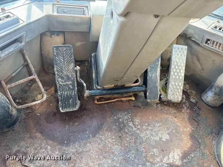 image for item EN5167 2008 Case 521D wheel loader