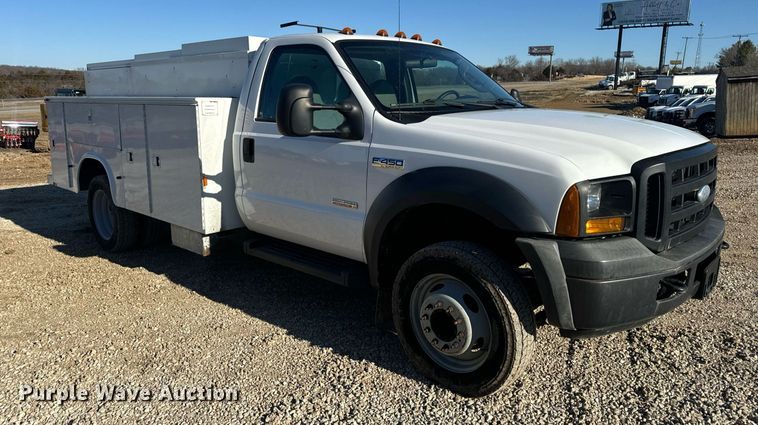 image for item EN5168 2006 Ford F450 Super Duty XL utility / service truck