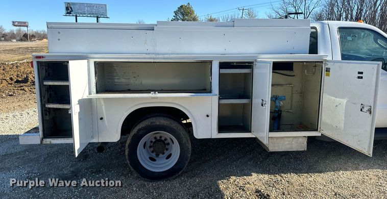 image for item EN5168 2006 Ford F450 Super Duty XL utility / service truck