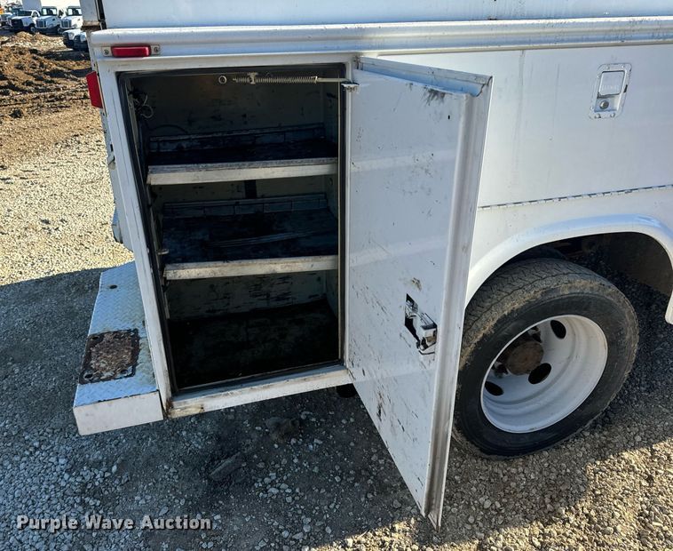 image for item EN5168 2006 Ford F450 Super Duty XL utility / service truck