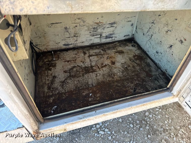 image for item EN5168 2006 Ford F450 Super Duty XL utility / service truck