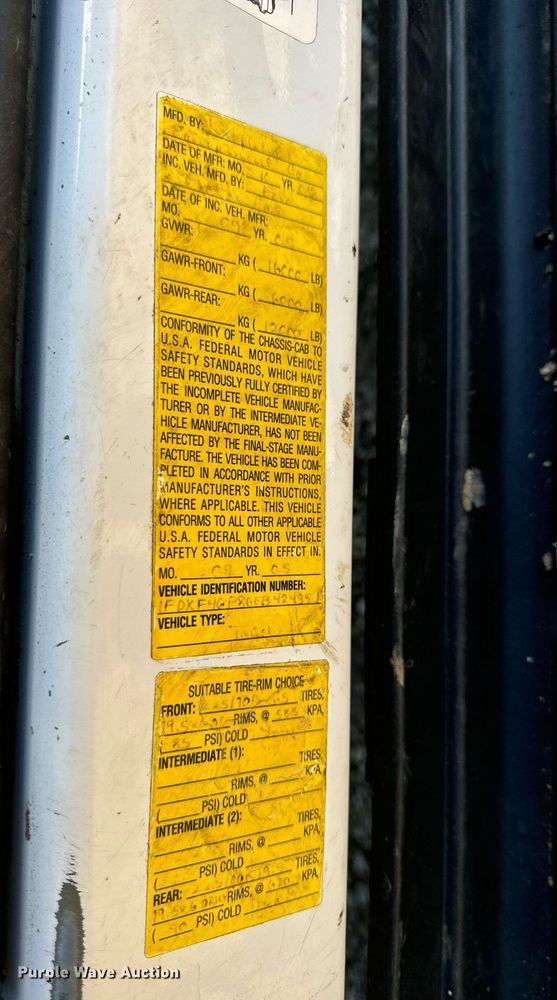 image for item EN5168 2006 Ford F450 Super Duty XL utility / service truck